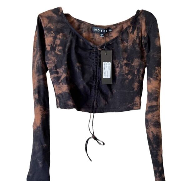 Motel Rocks DARL CROP TOP IN BLACK RUST TIE DYE - Picture 1 of 10